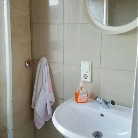 Doppelzimmer Mit Kueche 2gh