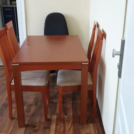 Doppelzimmer Mit Küche 2gh Apartment *