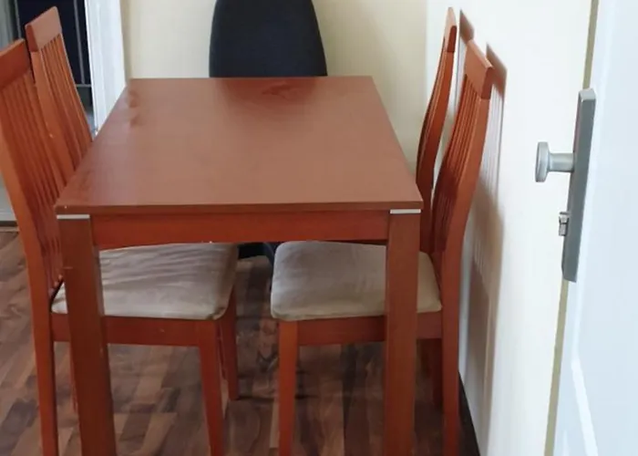 Doppelzimmer Mit Küche 2gh Apartment *